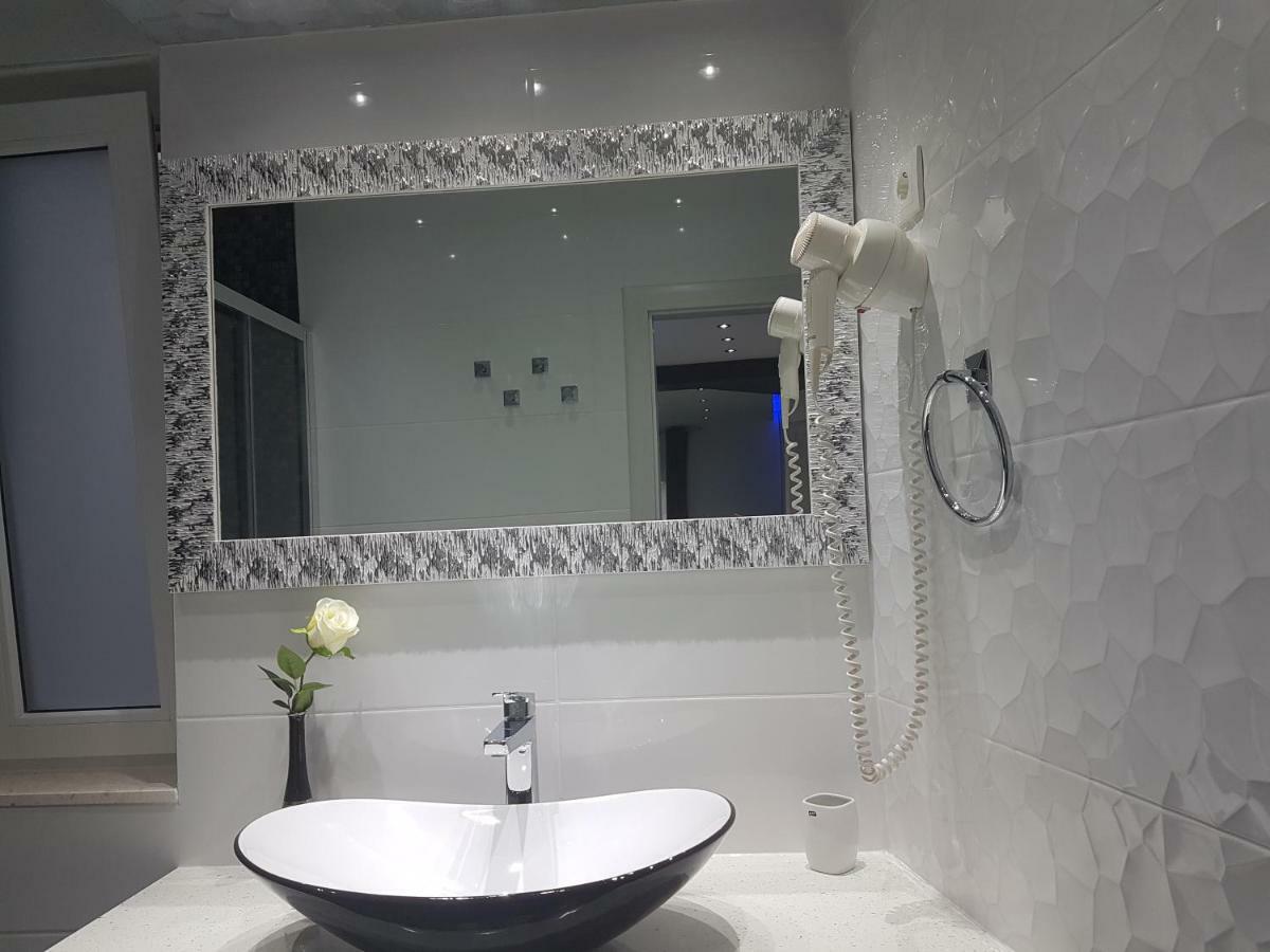 Palladium City Center Apartments ماكارسكا المظهر الخارجي الصورة
